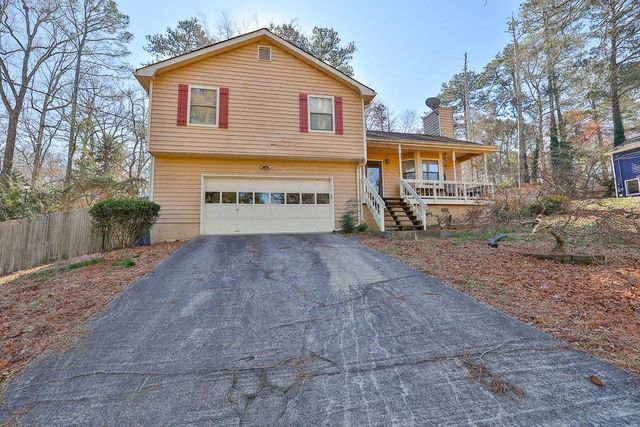 4456 Cary Dr, Snellville, GA 30039