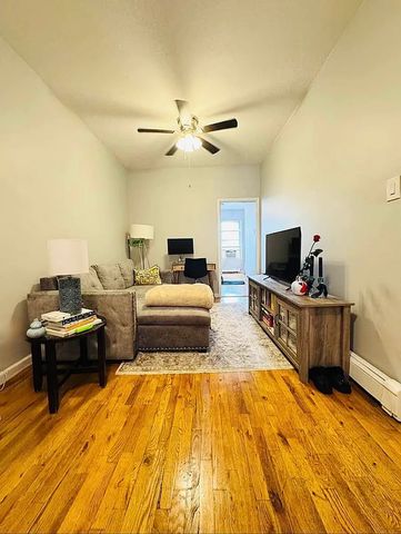 667 Henry St #2R, Brooklyn, NY 11231