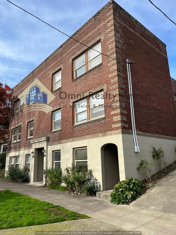 2455 NW Quimby St   #102, Portland, OR 97210