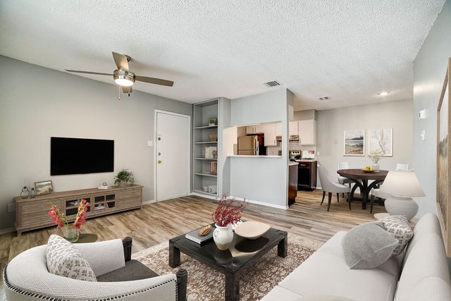 13012 Oak Terrace Dr #101, San Antonio, TX 78233