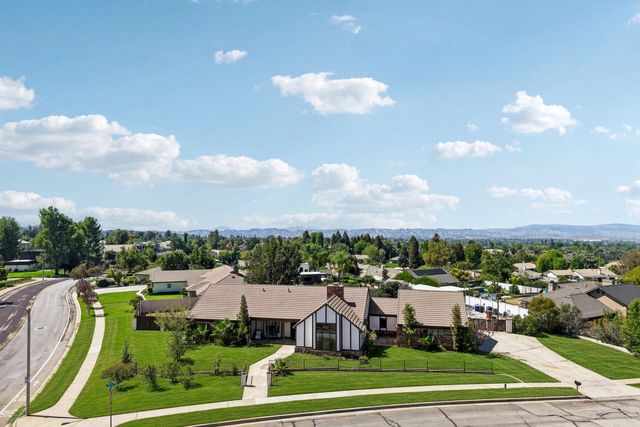 36261 Serape Dr, Yucaipa, CA 92399