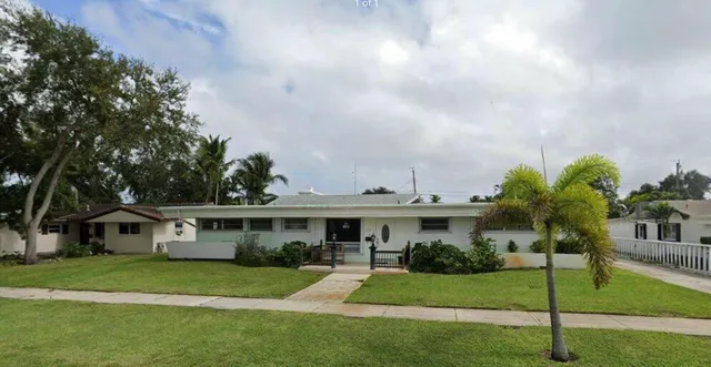 1719 N 44th Avenue, Hollywood, FL 33021