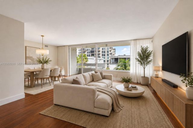150 Sunrise Dr #5A, Key Biscayne, FL 33149