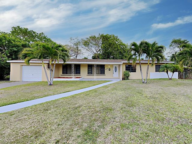 6221 SW 62nd Ter, South Miami, FL 33143