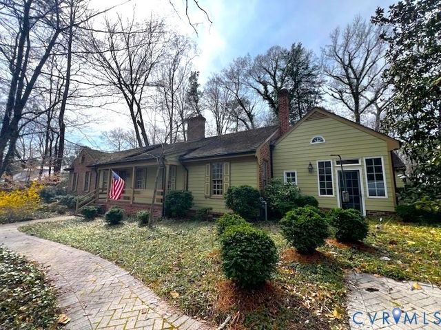 2220 Walhala Dr, North Chesterfield, VA 23236