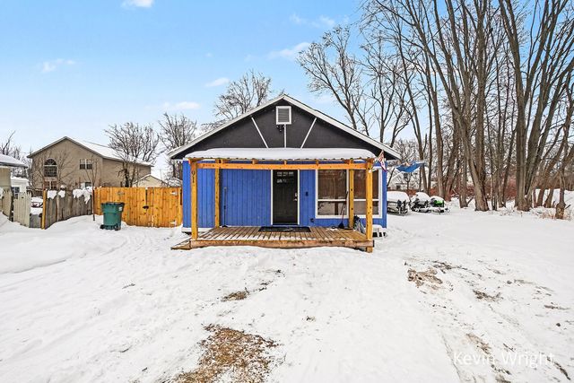 91 2nd Ave, Muskegon, MI 49444