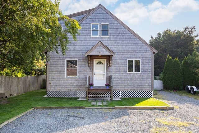 6 Stearns Ave #B, Provincetown, MA 02657