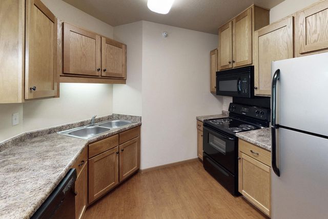 10 42nd St E #4207, Williston, ND 58801
