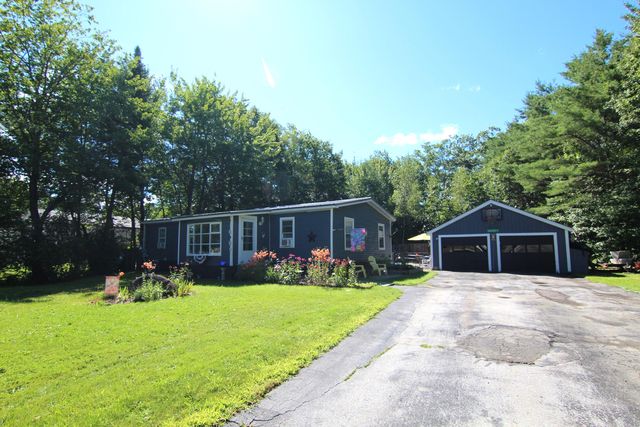 57 County Road, Milford, ME 04461