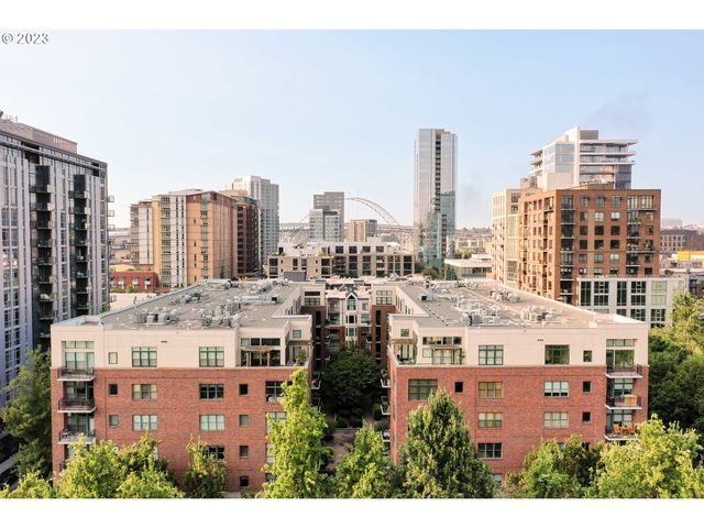 820 NW 12th Ave #110, Portland, OR 97209
