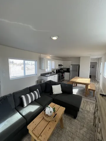 123 Northside Dr, Lander, WY 82520