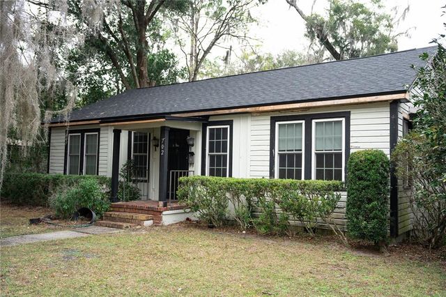 702 NW 30th Ave, Gainesville, FL 32609