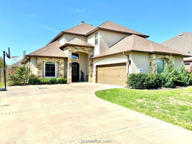 4208 Norwich Dr, College Station, TX 77845