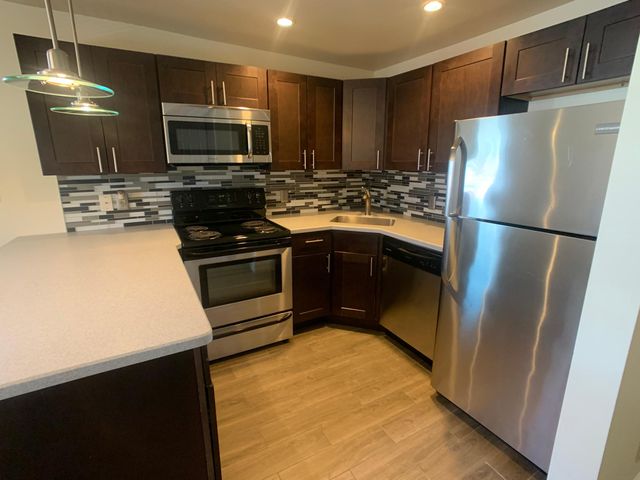 131 New St #B, Glenside, PA 19038