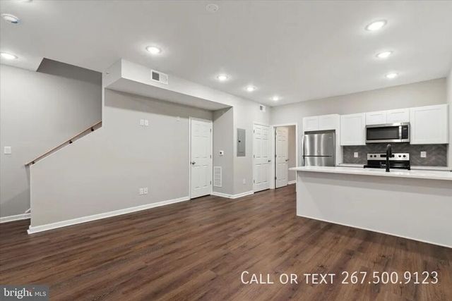 1230 N  Marshall St #3R, Philadelphia, PA 19122