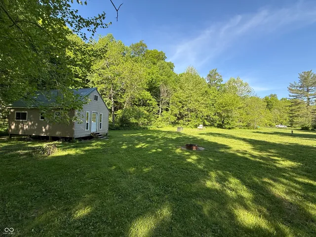 9840 N  Kennedys Crossing Rd, Brazil, IN 47834