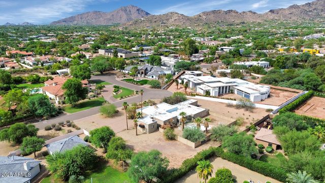 6902 E  Belmont Ave #2, Paradise Valley, AZ 85253