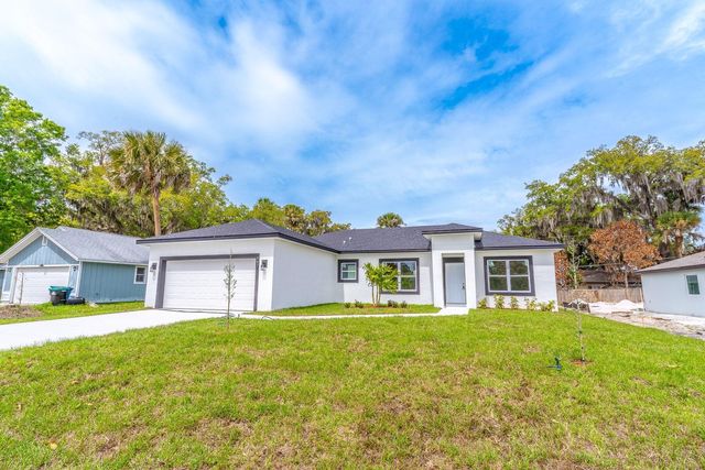983 NW Pace Dr Drive NW, Palm Bay, FL 32907