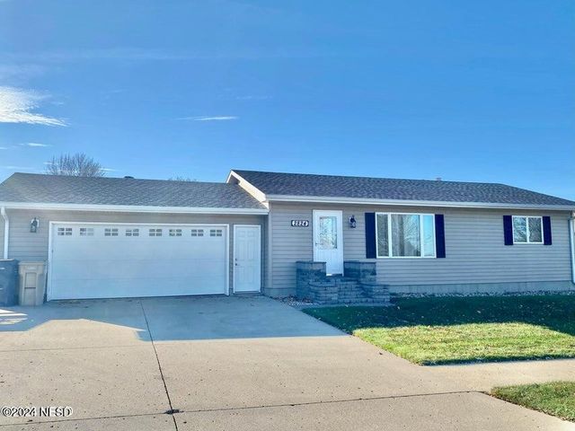 2709 1st Ave SW, Watertown, SD 57201