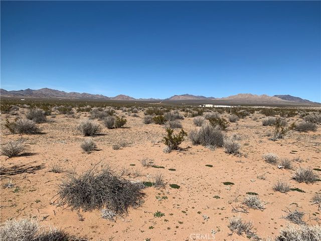 Tate Ave, Lucerne Valley, CA 92356