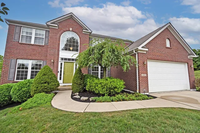 4893 Blue Meadow Ln, Cincinnati, OH 45251
