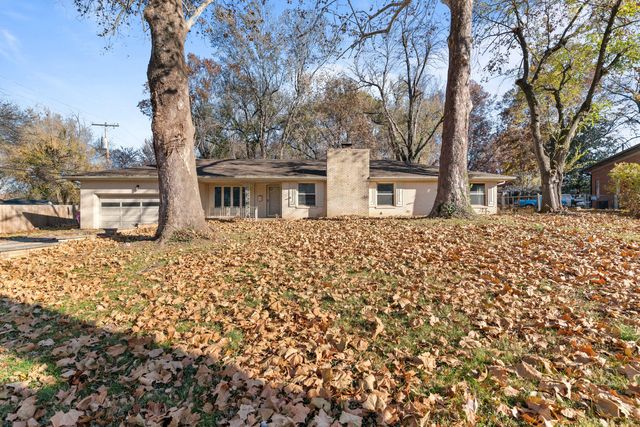 2618 South Luster Avenue, Springfield, MO 65804