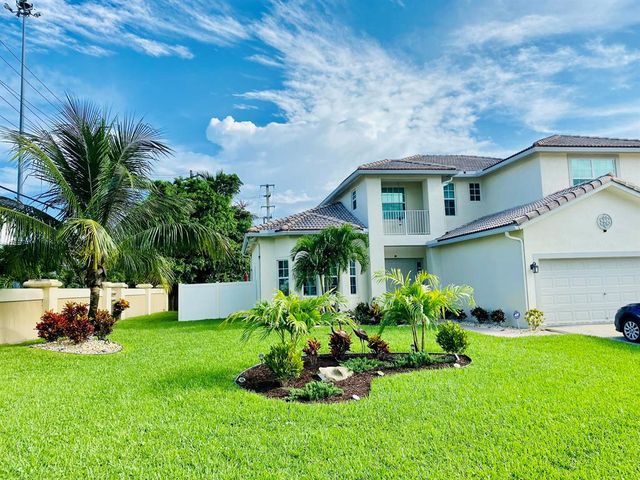 10048 Southern Pride Pl, Lake Worth, FL 33449