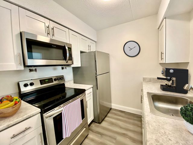38 Boston Rd #59fbbfef8, Middletown, CT 06457