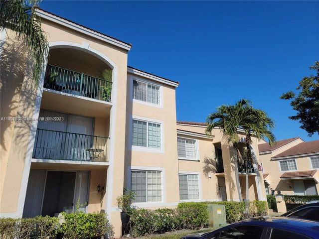 1743 Village Blvd #106, West Palm Beach, FL 33409