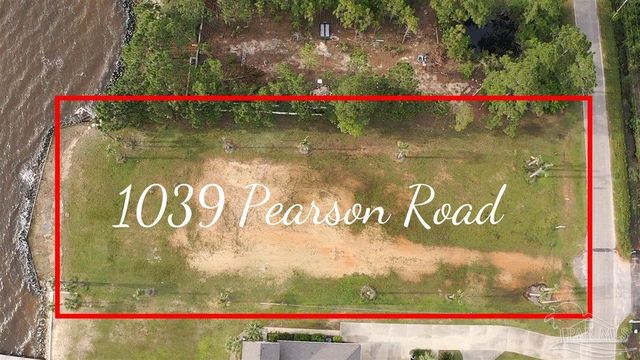 1039 Pearson Rd, Milton, FL 32583