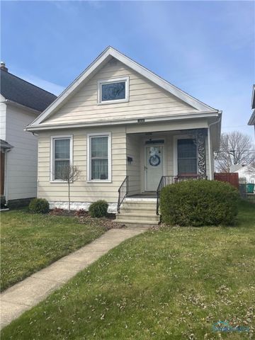 200 Elm St, Rossford, OH 43460