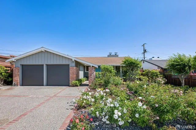 809 Mosswood Ln, Millbrae, CA 94030