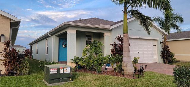 8821 Swell Brooks Ct, North Fort Myers, FL 33917
