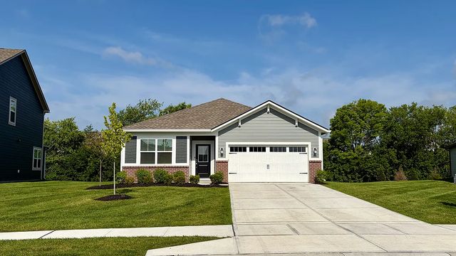 6226 Redwood Dr, McCordsville, IN 46055