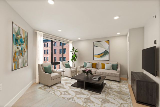 28 Exeter St #310, Boston, MA 02116