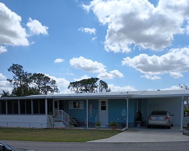 19359 Tuckaway Ct, North Fort Myers, FL 33903