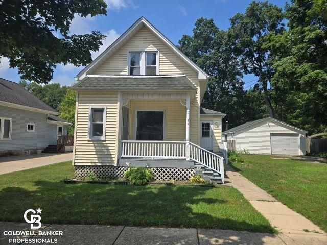 67799 Gleason St, Richmond, MI 48062