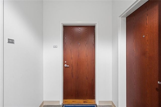 6105 Blue Stone Rd #101, Sandy Springs, GA 30328