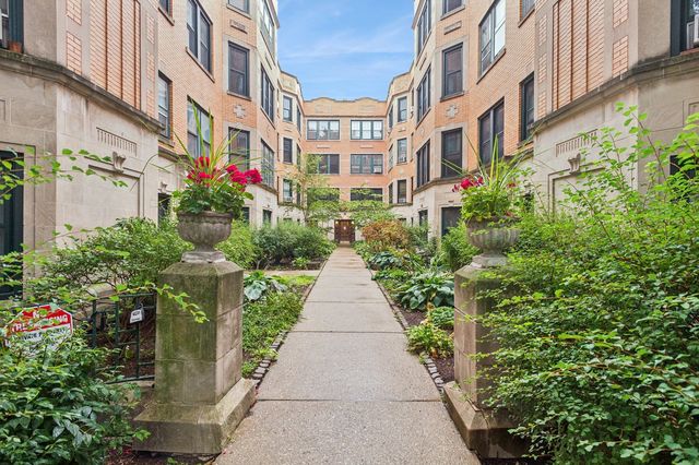 1221 W  Granville Ave #2B, Chicago, IL 60660