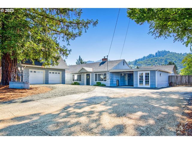335 Page Rd, Winchester, OR 97495