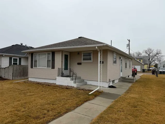 3208 21st St, Columbus, NE 68601