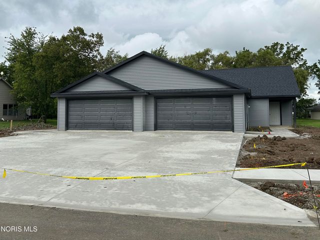 102 Maumee Ln, Antwerp, OH 45813