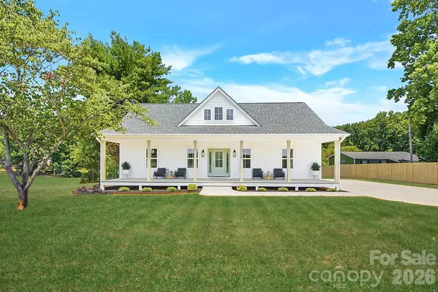 719 Chestnut Ridge Church Rd, Kings Mountain, NC 28086