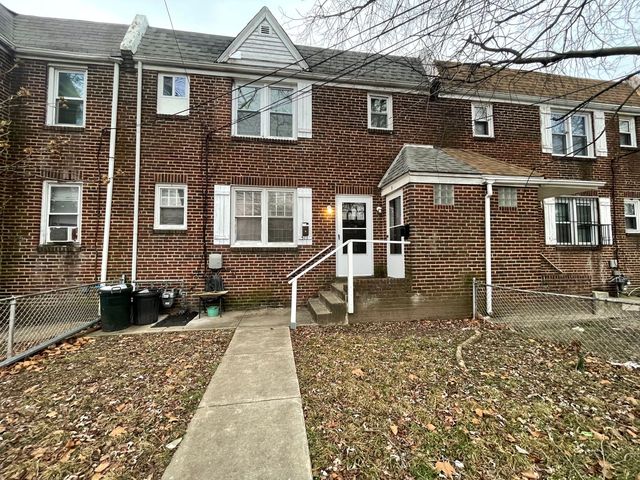 511 Pfeiffer St #B, Camden, NJ 08105