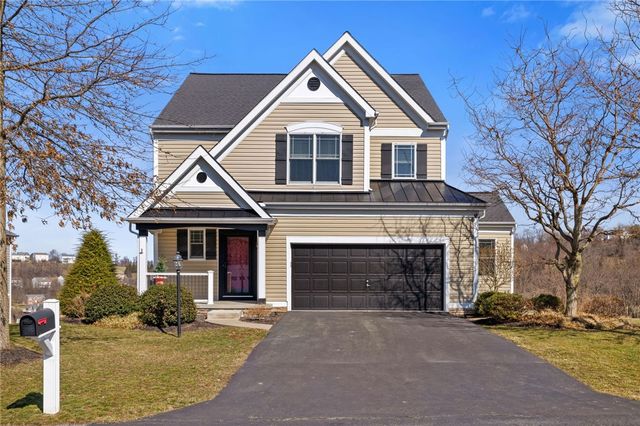 1359 Maplewood Cir S, Washington, PA 15301