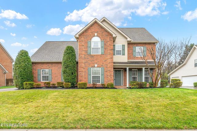 10275 Canton Place Ln, Knoxville, TN 37922