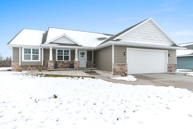 1609 Spencers Xing, Green Bay, WI 54313