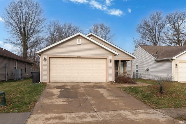 3232 Townsend Dr, Lafayette, IN 47909