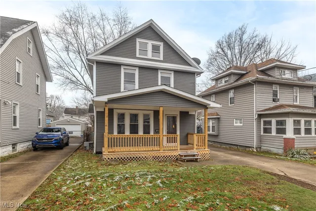 162 E  Archwood Ave, Akron, OH 44301