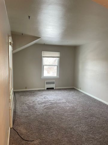 1620 7th Ave  N #D, Great Falls, MT 59401